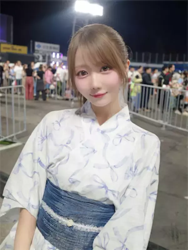 ＝LOVE 大谷映美里、反則級に可愛い浴衣姿で花火大会へ「破壊力やばい」
