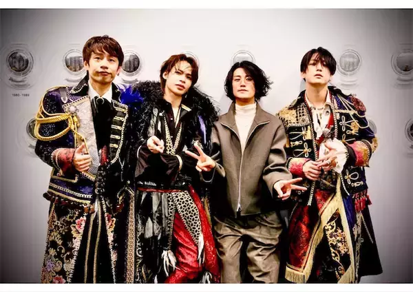 「もう一生見れないと思ってた！」赤西仁、KAT-TUNメンバーとの“再会”4ショットを公開