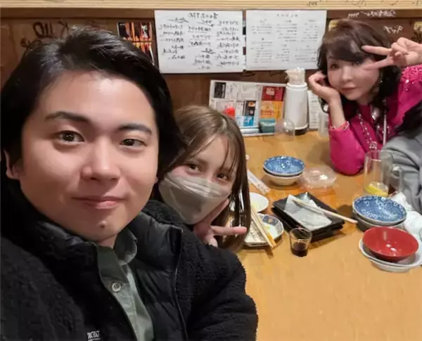 ハイヒール・モモコ、昨年結婚の長男&妻と3ショット「披露宴では“動画担当”としてお手伝い」