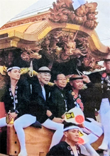 オール巨人「僕の足はどれ」、ファンも「一瞬あれってなった」オモシロ写真を公開