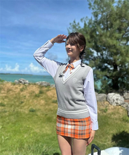 瀧山あかね、超ミニ丈の”制服”ショットが現役さながらのフレッシュさ「スタイルが神」