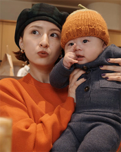 29歳インフルエンサー、生後6カ月息子と"秋コーデ"披露「素敵すぎます！」「かわいい」