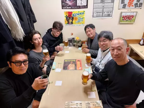 「高橋克典、萩原健一さん命日に俳優仲間らと“献杯”」の画像