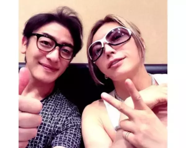 「片岡愛之助、GACKTとの“翔んで埼玉コンビ”再会ショット披露」の画像