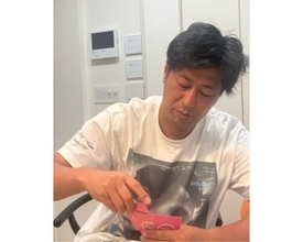 パンサー尾形の親子時間…帰宅後すぐ長女とババ抜きで白熱