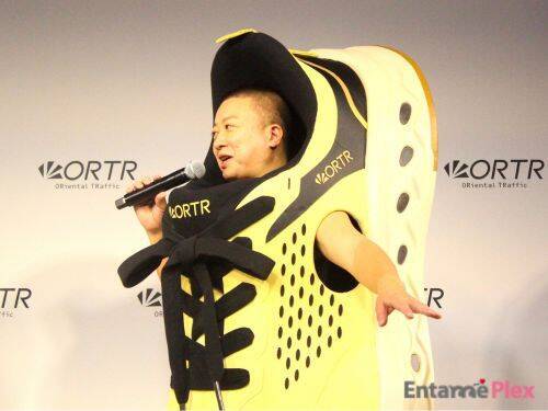 チョコプラ、人生初のスニーカー着ぐるみの着心地は？「意外と…」