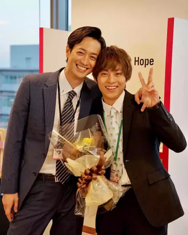 「永田崇人、竹財輝之助との肩組みショットに「いい笑顔」」の画像