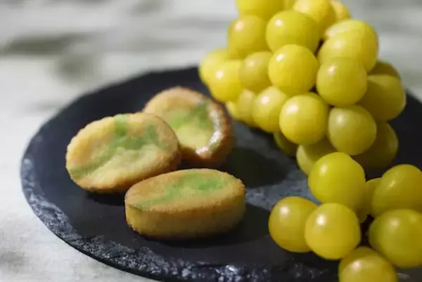 生産地でしか味わえない樹上完熟マスカットが焼き菓子に！