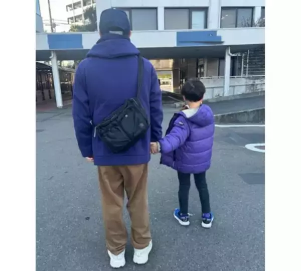 「「心配で泣きそうに」ココリコ遠藤、８歳次男手術に涙目　」の画像