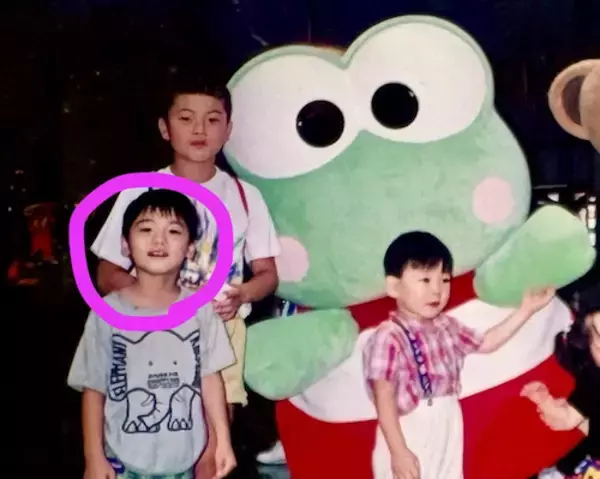 おばたのお兄さん、自身の幼少期の写真と息子の姿が瓜二つ