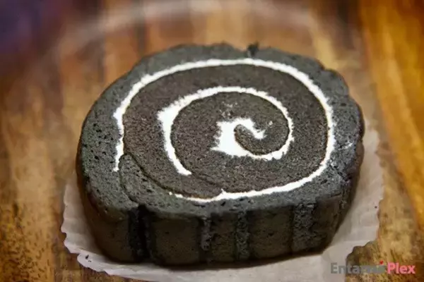 「「ウマ娘」の顔ぶれズラリ！ ファミマコラボで味も１着」の画像