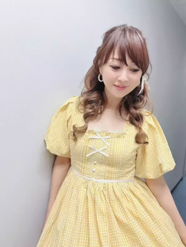 渡辺美奈代、ゆるふわツインテール姿にファン「お綺麗」