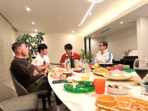 東貴博、爆問･田中の豪邸で大盛り上がり「家がデカい」「くそ～」