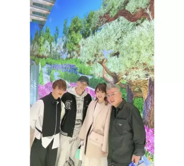 「渡辺美奈代、夫･イケメン息子たちとティファニー銀座でヌン活」の画像