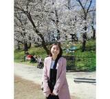 「第２子妊娠中･西野未姫、満開桜×ピンクジャケットの春コーデ」の画像1