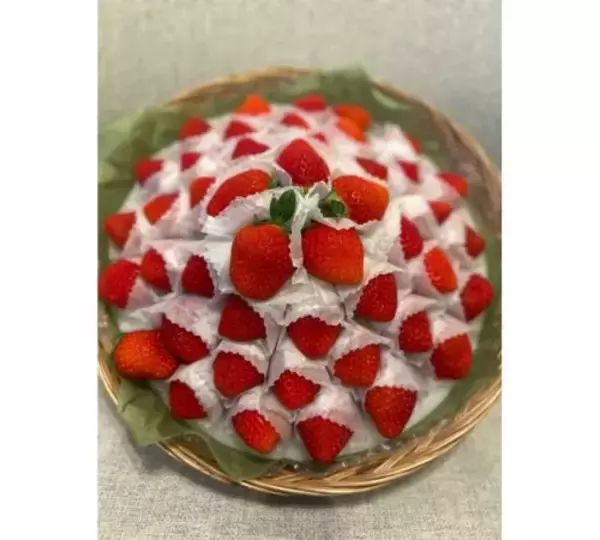 研ナオコ、浜田雅功＆小川菜摘夫妻からの豪華いちごに大喜び