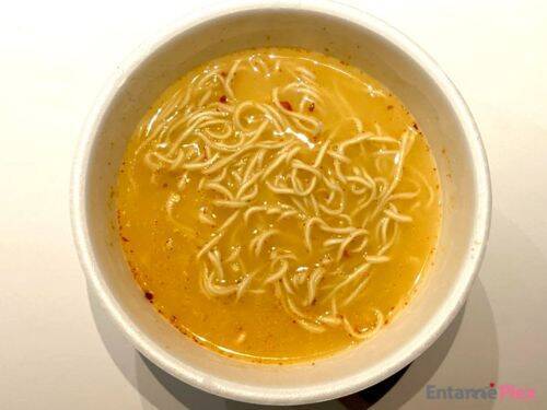 ファン歓喜！復活の「一蘭とんこつ炎」、その人気の秘訣を確かめてみた！