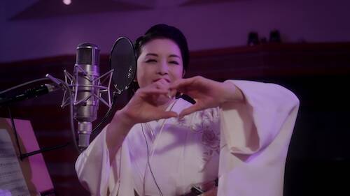 明治ミルクチョコレート「Melody of meiji」に藤あや子が登場！