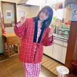 「平祐奈、ピンクパジャマ＆赤い半纏姿のオフショ公開」の画像2