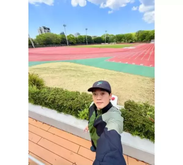 「おばたのお兄さん、４月に熱中症でトレーニング中断…注意呼びかけ」の画像