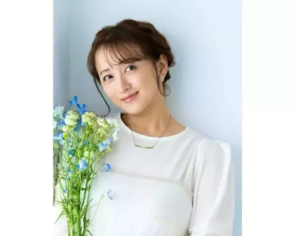 「小松彩夏、誕生日は１歳長男と寝落ち「幸せな気持ちでいっぱい」」の画像