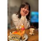 「尾崎里紗アナ、２歳息子からのBDソング＆乾杯に感激」の画像2