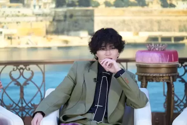 「ワイン風呂で…伝説のレースクイーンがRISE王者を翻弄　」の画像