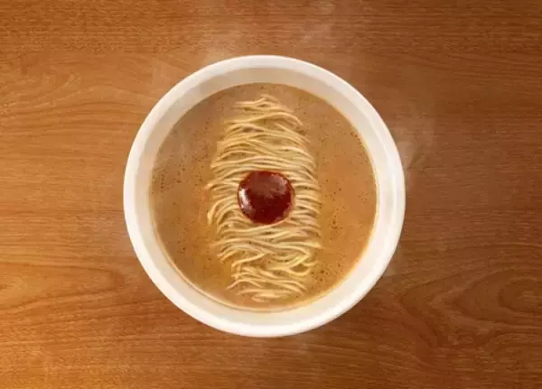 「専門店の味を再現！カップ麺「一蘭とんこつ釜だれ」発売」の画像