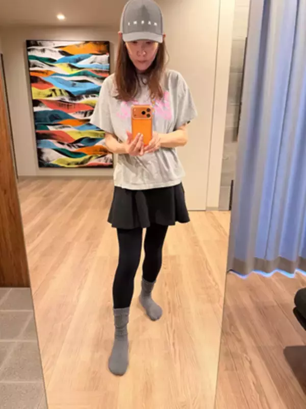 「小原正子、50歳とは思えぬ私服センスに称賛「脱帽デス」」の画像