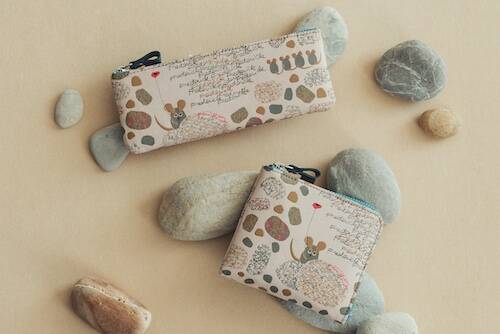 印傳屋、絵本作品コレクション第２弾で「フレデリック」とコラボ