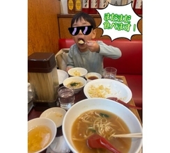 ニッチェ･江上、５歳長男との町中華デート報告＆爆食に感慨