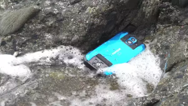 「過酷な環境下でも活躍するスマホ「TORQUE® G04」とは？」の画像