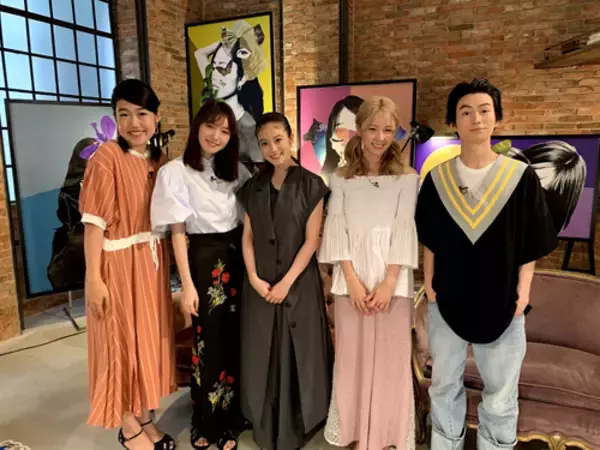 今田美桜、衝撃のシルエットキスにソファから崩れ落ちる