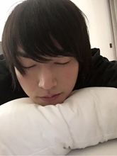 和田雅成、寝顔ショットに「お顔整いすぎ」と悶絶の声！