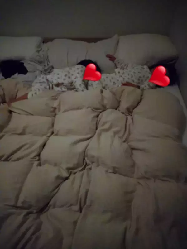 「ノンスタ石田、第３子三女の出生届提出をブログで報告」の画像