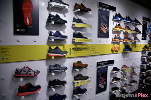 「コールハーン」VRファッションショー開催！