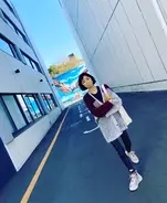 高岡早紀 ぱっつん前髪がかわいい 撮影オフショットに反響 年12月15日 エキサイトニュース