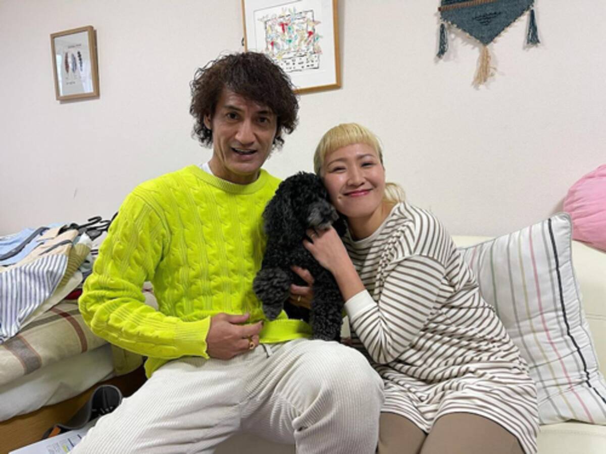 丸山桂里奈 夫 本並健治 愛犬すももとの幸せショット 21年2月18日 エキサイトニュース