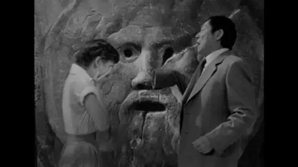 「明石家さんま、映画『ローマの休日』の名シーンに登場!?」の画像