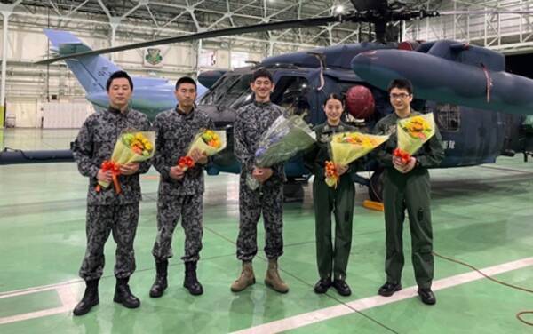 リコカツ 永山瑛太ら航空自衛隊チームの撮了ショット 21年6月29日 エキサイトニュース