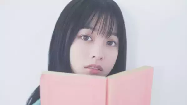 「橋本環奈、とろけるメロウな瞳の「メロウ環奈」ムービー」の画像