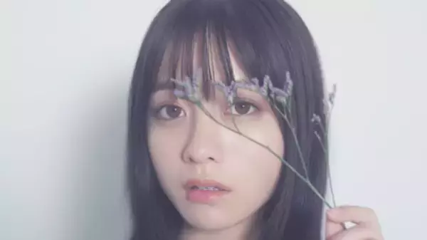 「橋本環奈、とろけるメロウな瞳の「メロウ環奈」ムービー」の画像