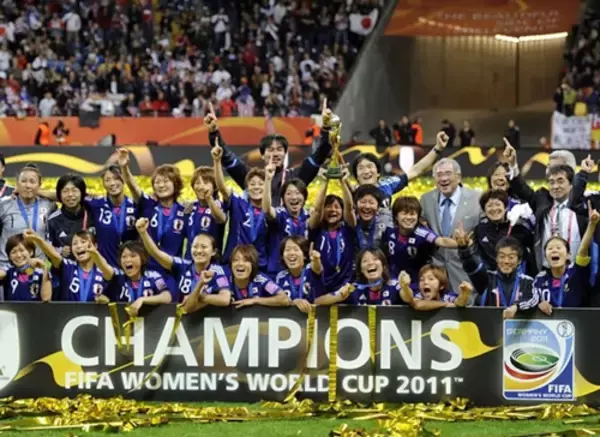 「丸山桂里奈、10年前のなでしこジャパン“世界一”を回想」の画像