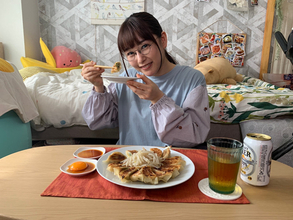 桜井日奈子、餃子＆昼酒を満喫中のオフショに反響！