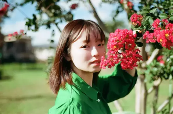 「今泉佑唯、妊娠中＆産後は“肌荒れマン”と明かす」の画像