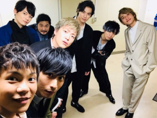 小関裕太 福士蒼汰ら 曇天に笑う メンバーと集合写真 18年3月22日 エキサイトニュース 小関裕太 福士蒼汰ら 曇天に笑う メンバーと集合写真 18年3月22日 エキサイトニュース
