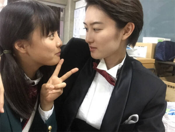 大友花恋 イケメン様 こと高月彩良にメロメロ 18年4月24日 エキサイトニュース 大友花恋 イケメン様 こと高月彩良にメロメロ 18年4月24日 エキサイトニュース