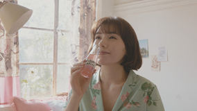 ド派手 仲里依紗 ピンク祭り ファッションでla家族旅行を満喫 18年5月14日 エキサイトニュース