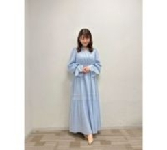 安めぐみ、淡ブルーの上品ワンピ姿＆次女との水族館のひととき公開