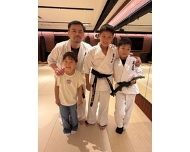 小原正子、長男＆次男の空手昇段・昇級を報告＆成長に感動